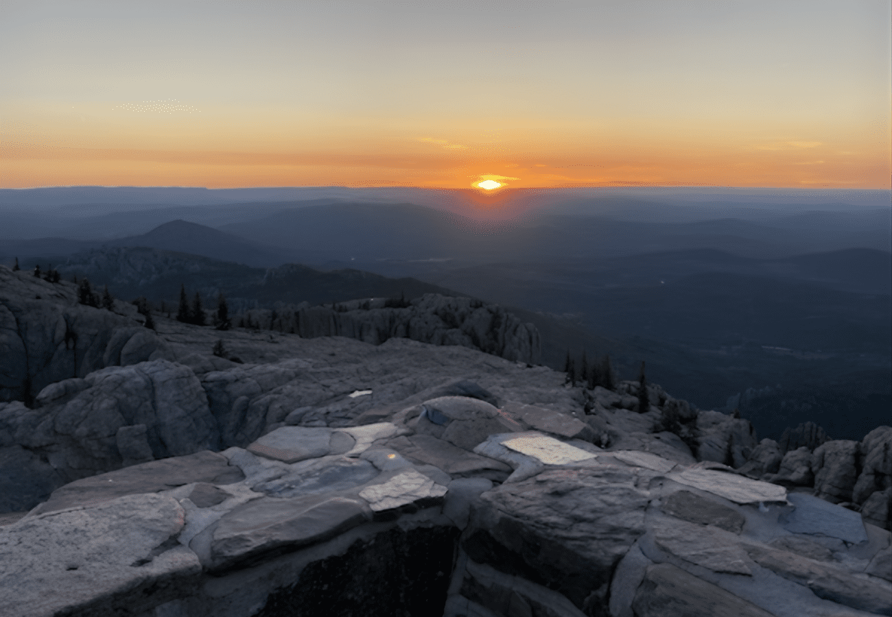 Sunset hike to Black Elk Peak