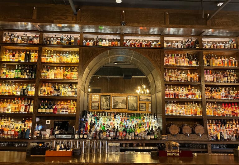 Windsor Block Bar Bottle Wall