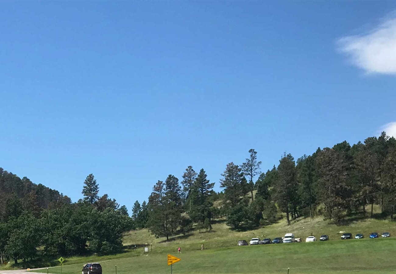 Cairn Trail Roadside Picture