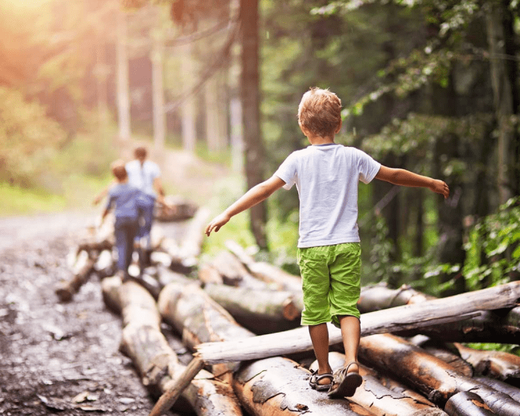 7 Tips For Hiking With Kids