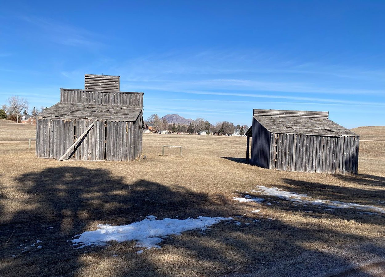 old building at fort meade trail