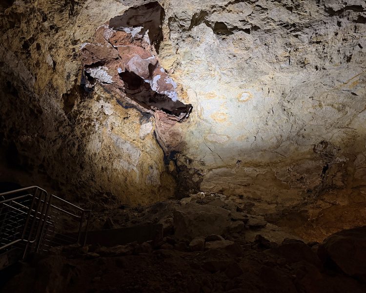 Jewel Cave target room